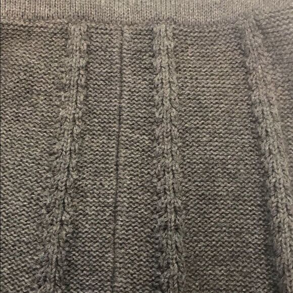 Cabi Charcoal Gray Sweater Skirt Size Small - Picture 7 of 11